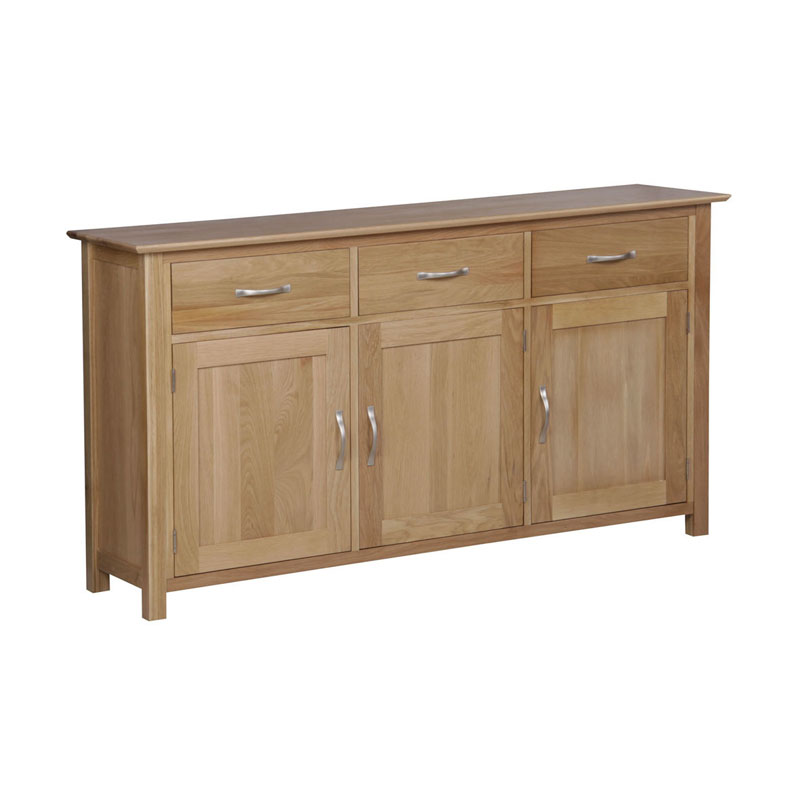 Modernes Sideboard aus Eiche mit 3 Türen und 3 Schubladen